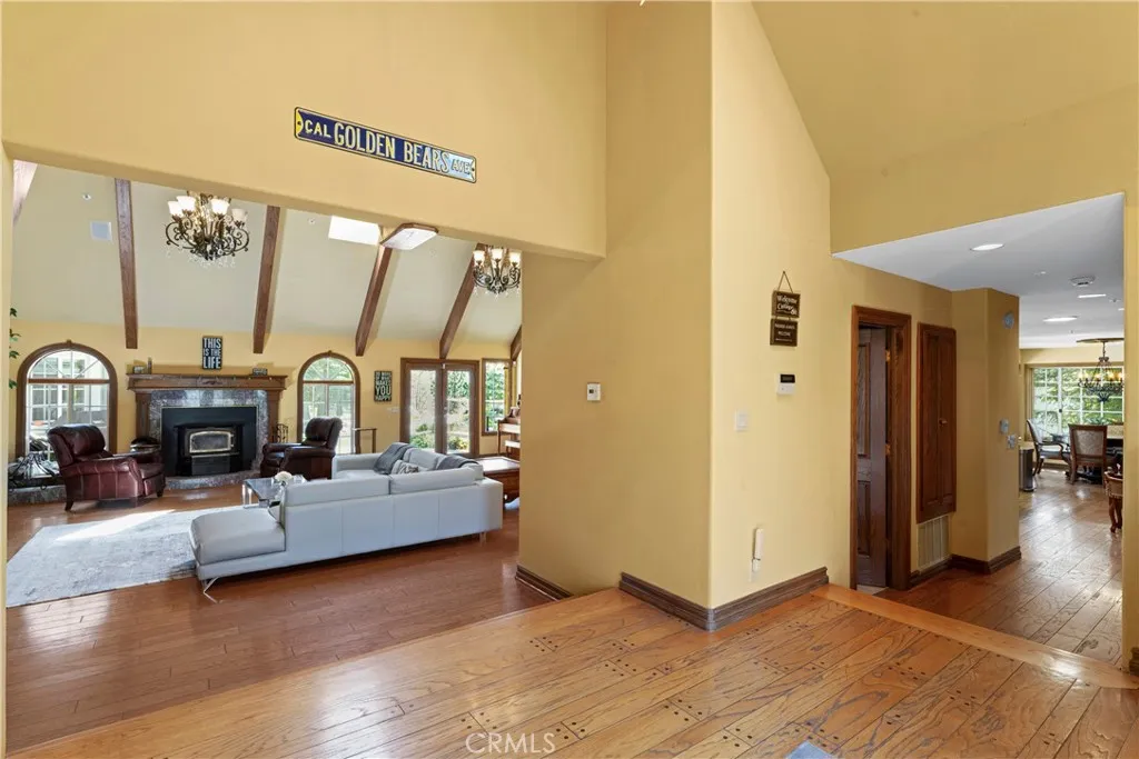 1031 Black Oaks Drive, Lake Arrowhead, California 92352 home-pic-40