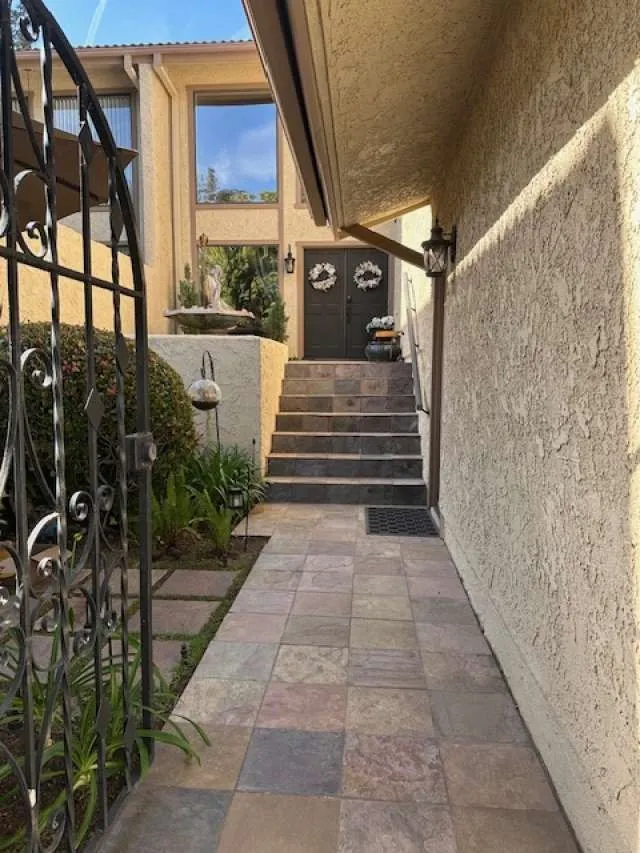 61 Paseo Esplendido, Camarillo, California 93010 home-pic-0