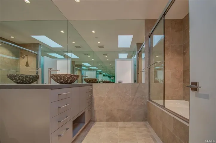 2880 Chateau Way, Laguna Beach, California 92651