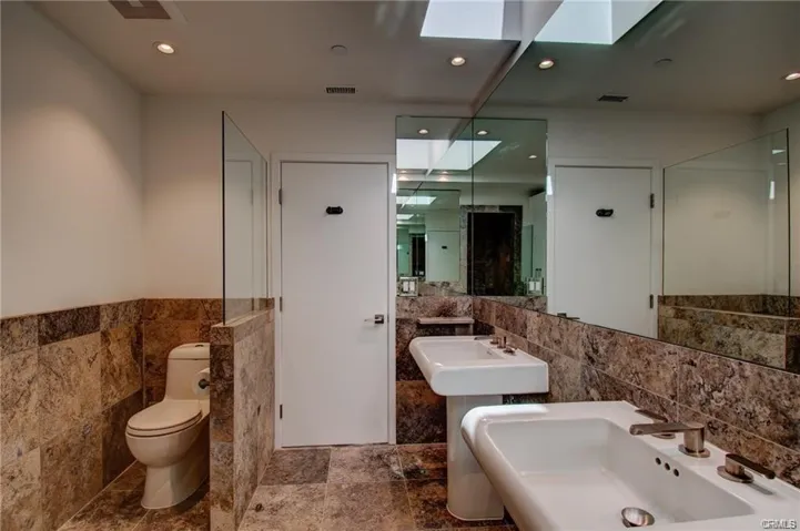 2880 Chateau Way, Laguna Beach, California 92651