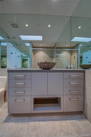 2880 Chateau Way, Laguna Beach, California 92651