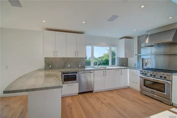2880 Chateau Way, Laguna Beach, California 92651