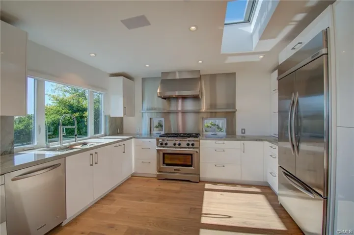 2880 Chateau Way, Laguna Beach, California 92651