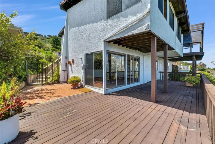 30062 Grandpoint Lane, Rancho Palos Verdes, California 90275