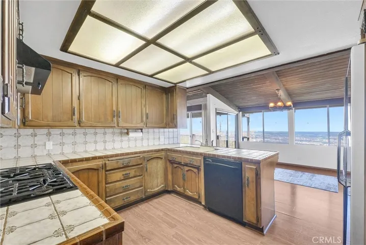 30062 Grandpoint Lane, Rancho Palos Verdes, California 90275