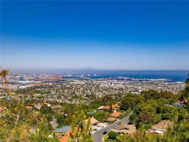 30062 Grandpoint Lane, Rancho Palos Verdes, California 90275