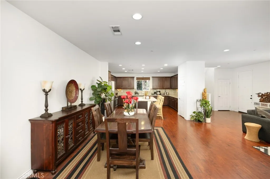 2969 E Via Corvina, Ontario, California 91764 home-pic-8