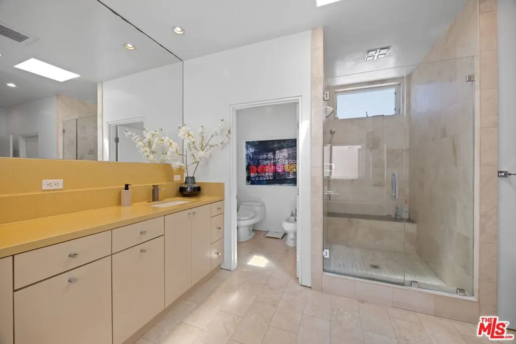 4255 Saint Clair Avenue, Studio City, California 91604 home-pic-27