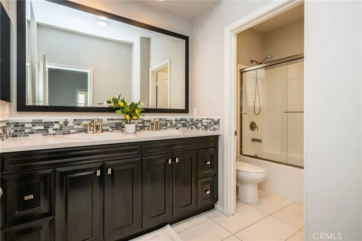 Upstairs Hallway bathroom