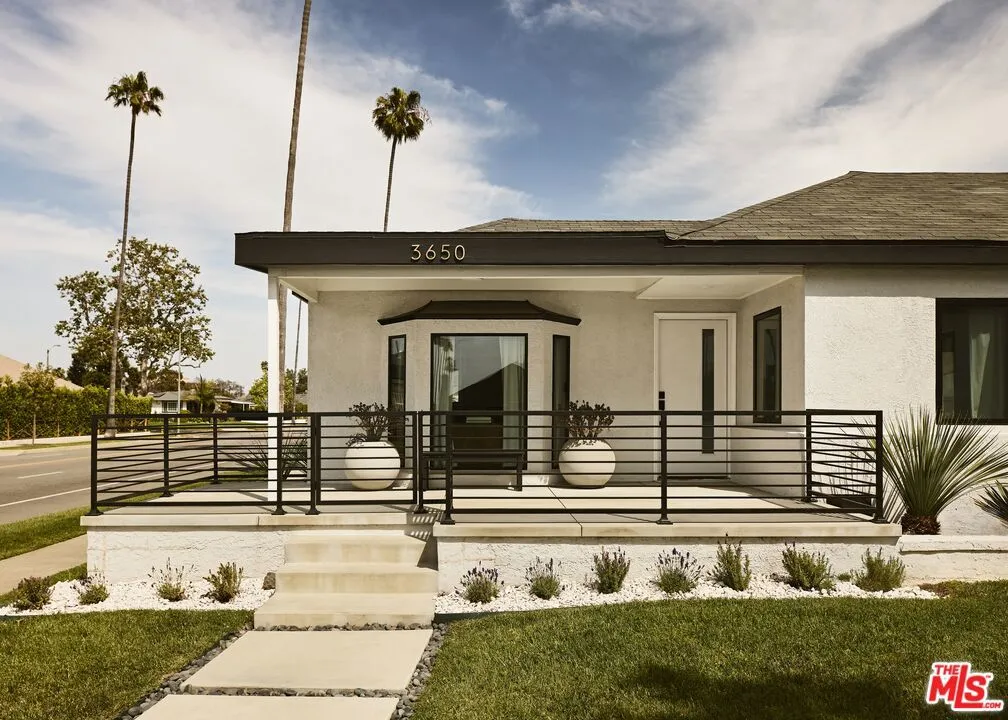 3650 Virginia Road, Los Angeles, California 90016 home-pic-1