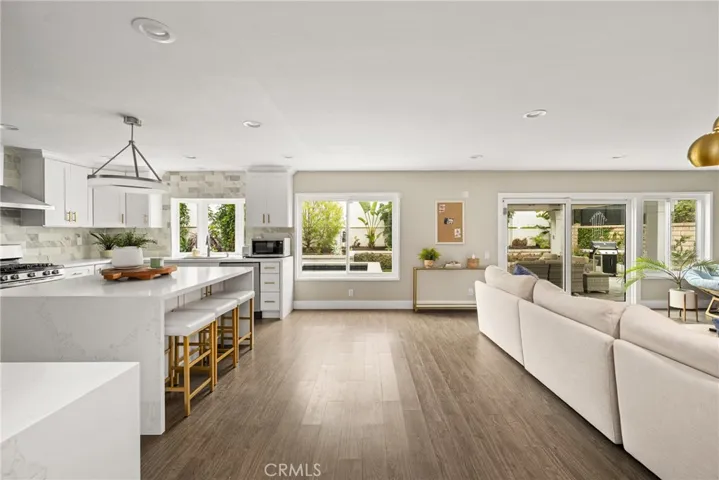 342 S Silverbrook Dr., Anaheim Hills, California 92807