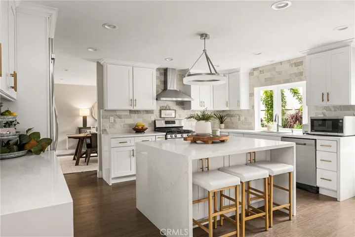 342 S Silverbrook Dr., Anaheim Hills, California 92807