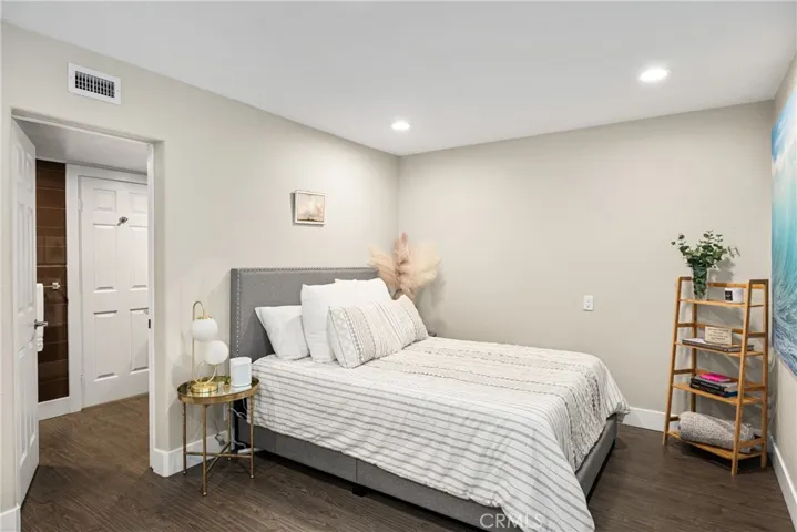 342 S Silverbrook Dr., Anaheim Hills, California 92807