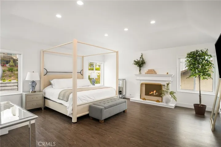 342 S Silverbrook Dr., Anaheim Hills, California 92807