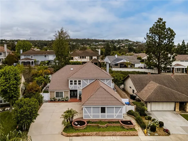 342 S Silverbrook Dr., Anaheim Hills, California 92807