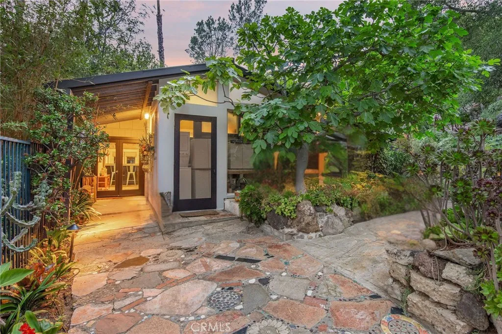 9885 Deerhaven Drive, North Tustin, California 92705 home-pic-26