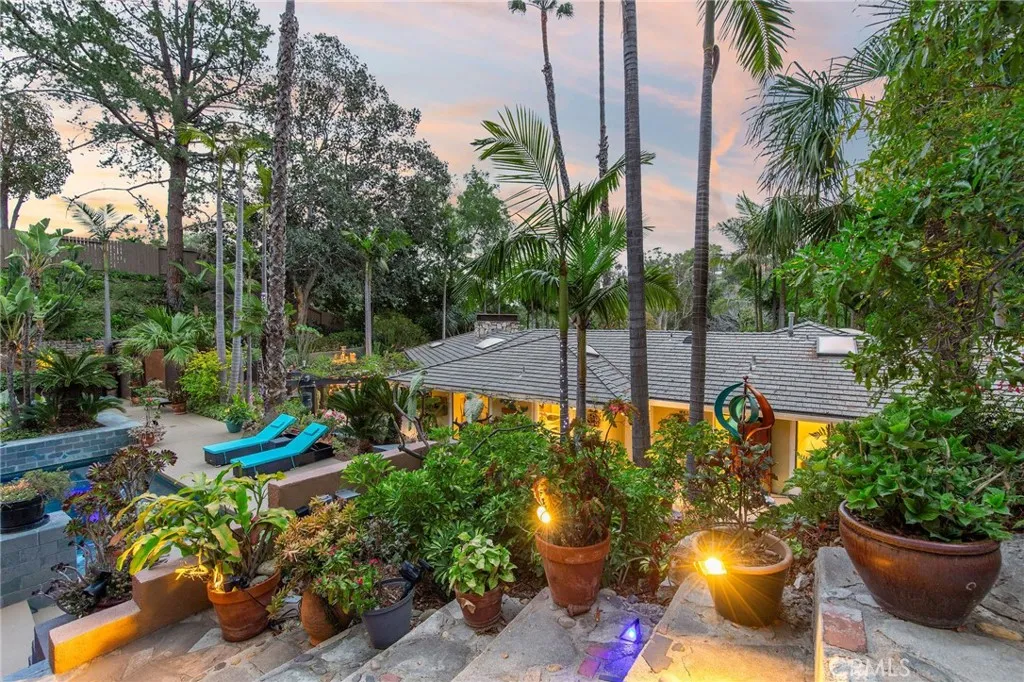 9885 Deerhaven Drive, North Tustin, California 92705 home-pic-0