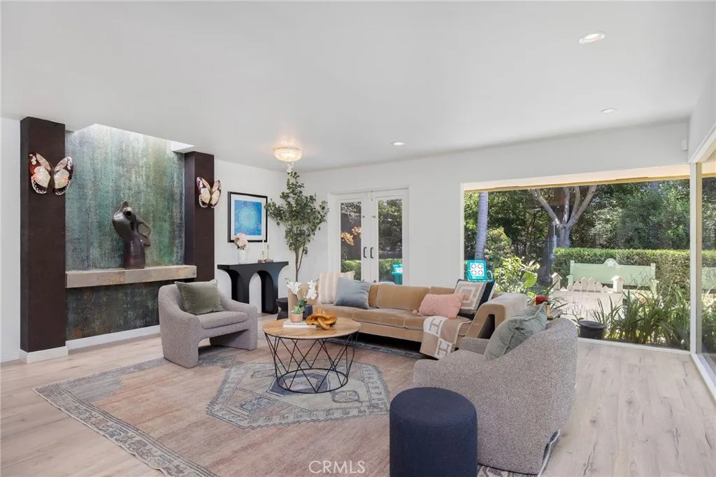 9885 Deerhaven Drive, North Tustin, California 92705 home-pic-4