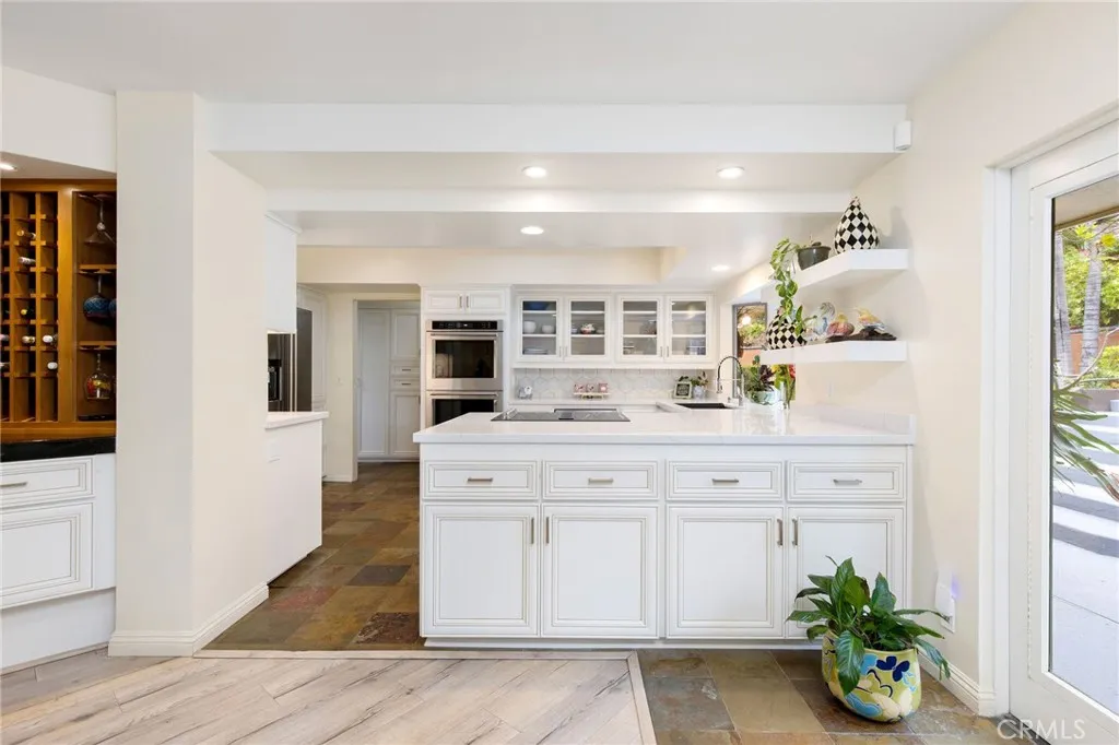 9885 Deerhaven Drive, North Tustin, California 92705 home-pic-7