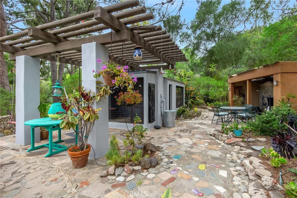 9885 Deerhaven Drive, North Tustin, California 92705 home-pic-32