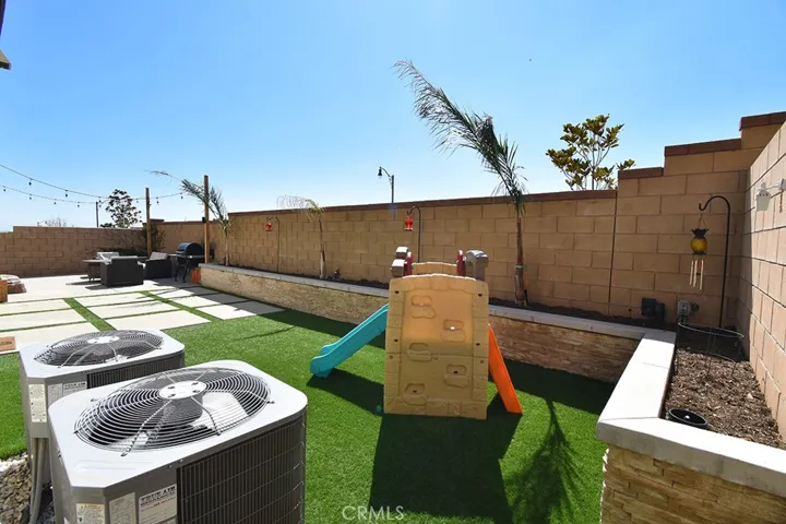 4978 Bushberry Avenue, Fontana, California 92336