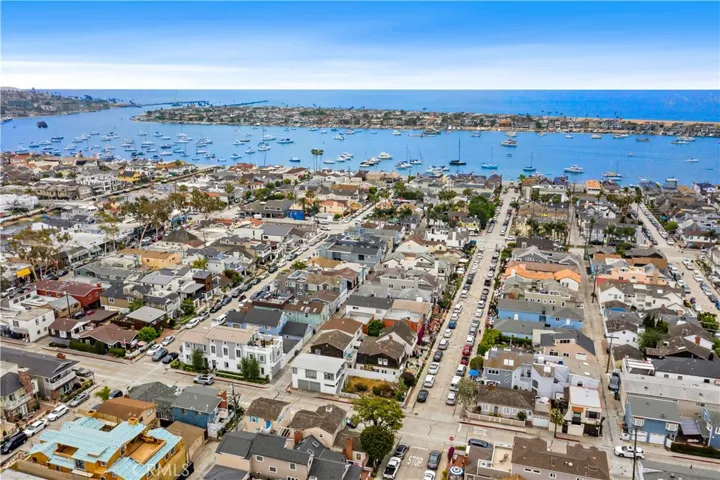 224 1/2 Amethyst Avenue, Newport Beach, California 92662