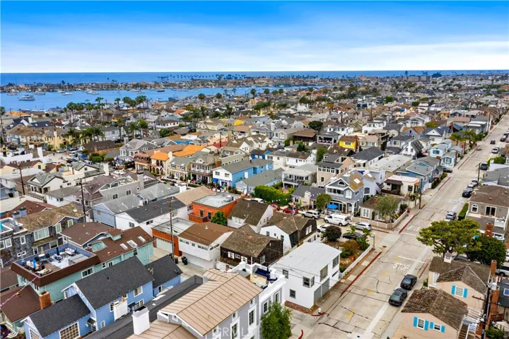 224 1/2 Amethyst Avenue, Newport Beach, California 92662