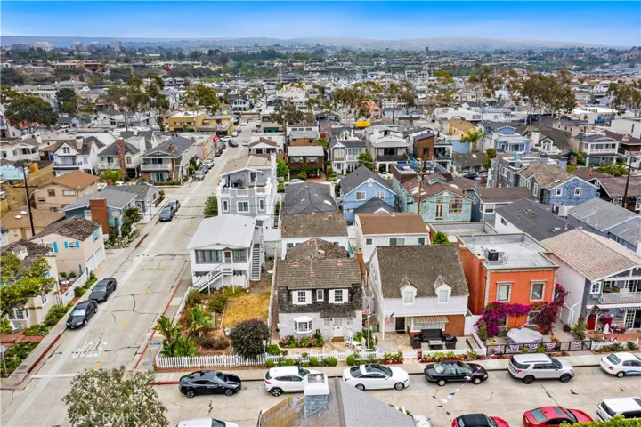 224 1/2 Amethyst Avenue, Newport Beach, California 92662