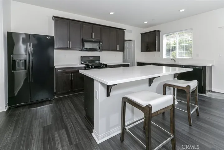27488 Ginger Court, Saugus, California 91350