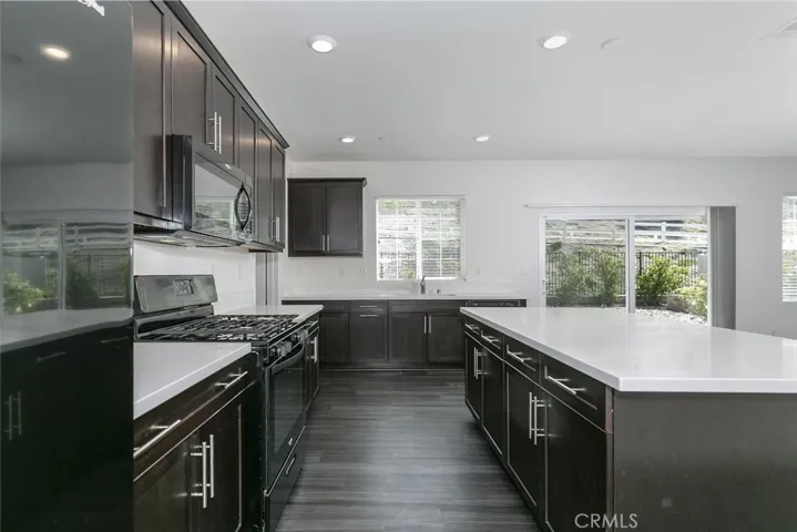 27488 Ginger Court, Saugus, California 91350