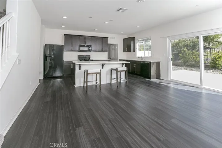 27488 Ginger Court, Saugus, California 91350