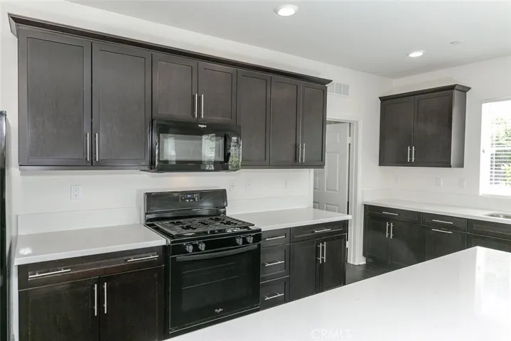 27488 Ginger Court, Saugus, California 91350