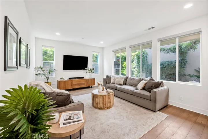 1253 Viejo Hills Drive, Lake Forest, California 92610