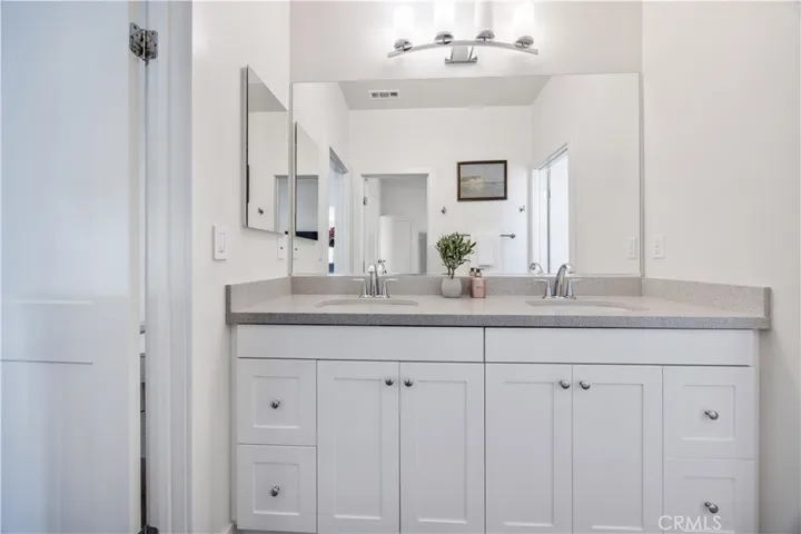 1253 Viejo Hills Drive, Lake Forest, California 92610