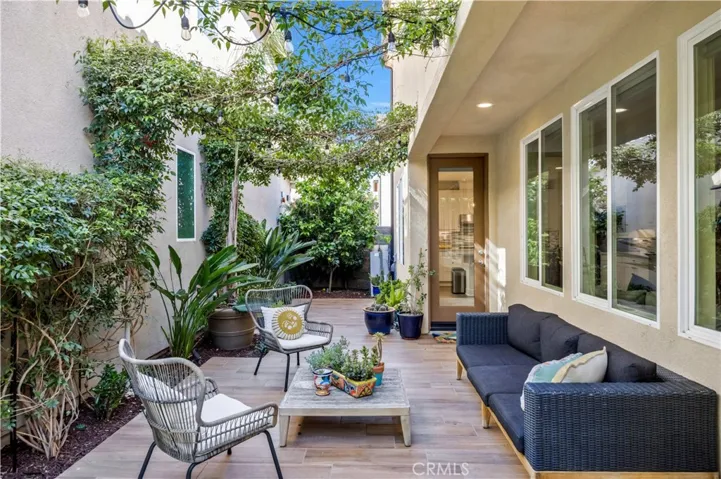 1253 Viejo Hills Drive, Lake Forest, California 92610