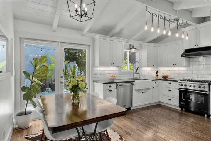 2616 Pine Ave, Manhattan Beach, California 90266
