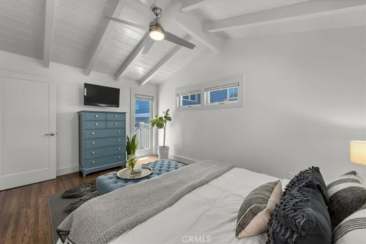 2616 Pine Ave, Manhattan Beach, California 90266