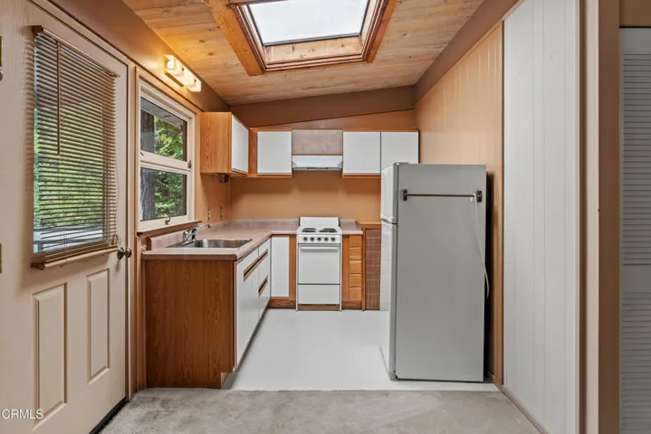 Apartment Kitchen