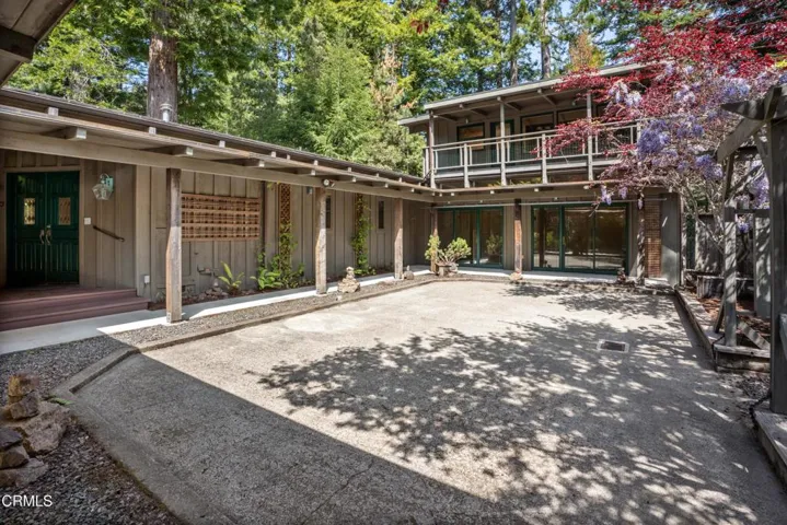 Courtyard
