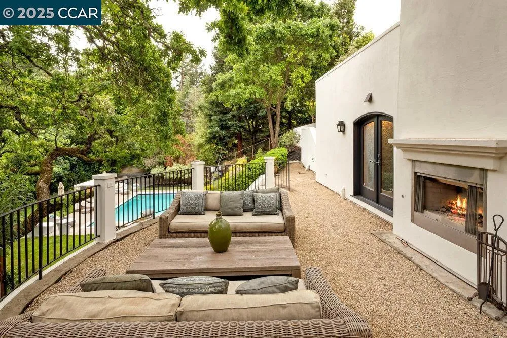 1720 Toyon Rd, Lafayette, California 94549 home-pic-36