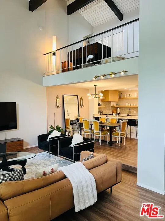 1925 S Beverly Glen Boulevard 40, Los Angeles, California 90025 home-pic-7