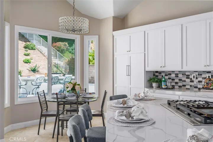 24661 Las Patranas, Yorba Linda, California 92887