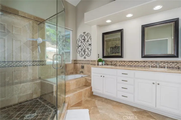 24661 Las Patranas, Yorba Linda, California 92887