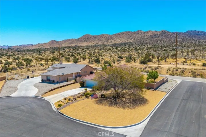 57271 Dumosa Court, Yucca Valley, California 92284