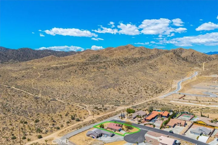 57271 Dumosa Court, Yucca Valley, California 92284