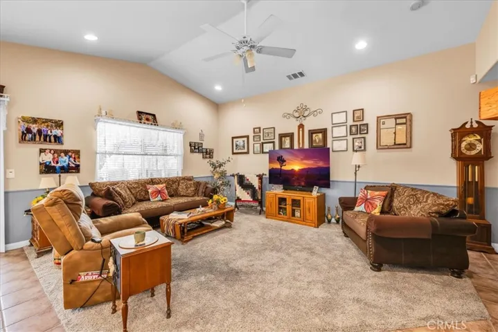 57271 Dumosa Court, Yucca Valley, California 92284