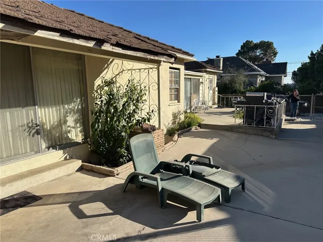 5117 Caroli Lane, La Canada Flintridge, California 91011