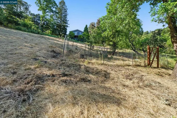 3938 Los Arabis Dr, Lafayette, California 94549