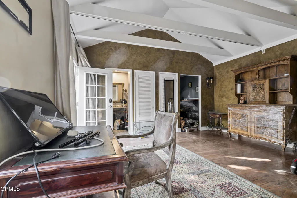 1900 Taft Avenue, Los Angeles, California 90068 home-pic-33