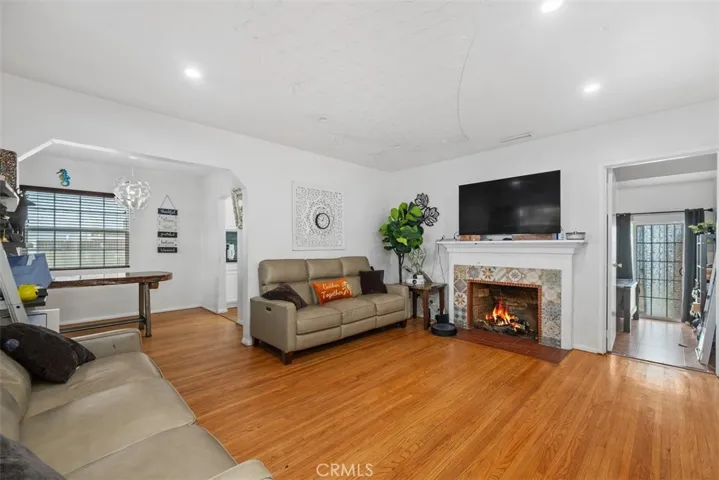 12343 Rives Avenue, Downey, California 90242